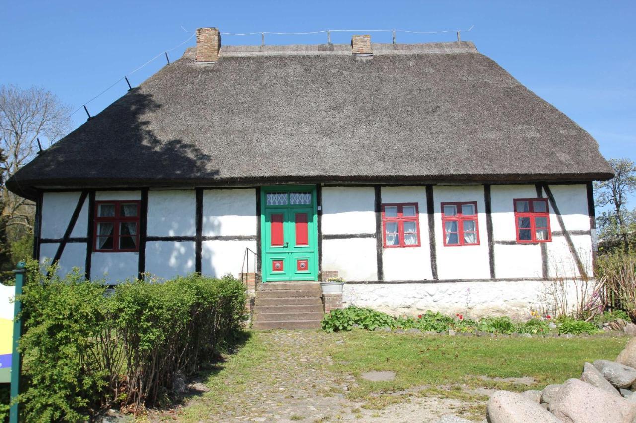 Terrasse, Gratis Nutzung Vom Ahoi Erlebnisbad Und Sauna In Sellin - Meeresblick Fewo 77 Goehren  Zewnętrze zdjęcie